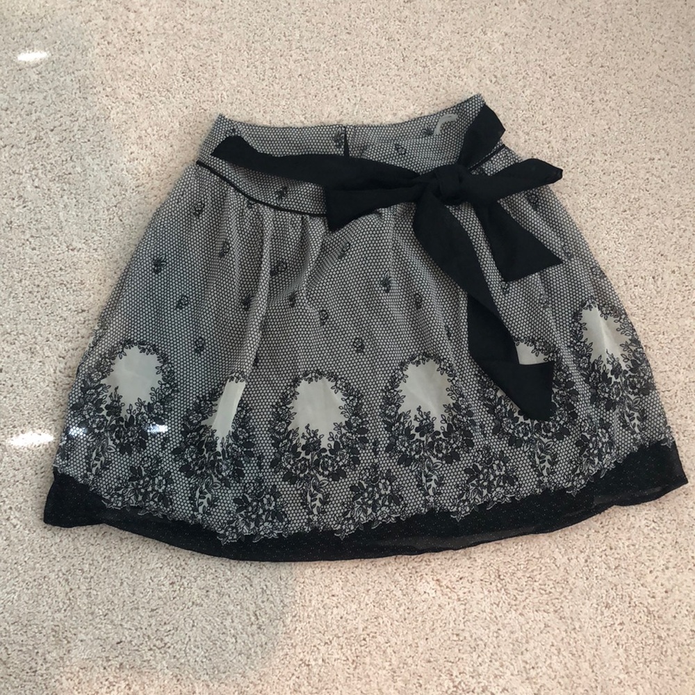 NWT Black Patterned Skirt
